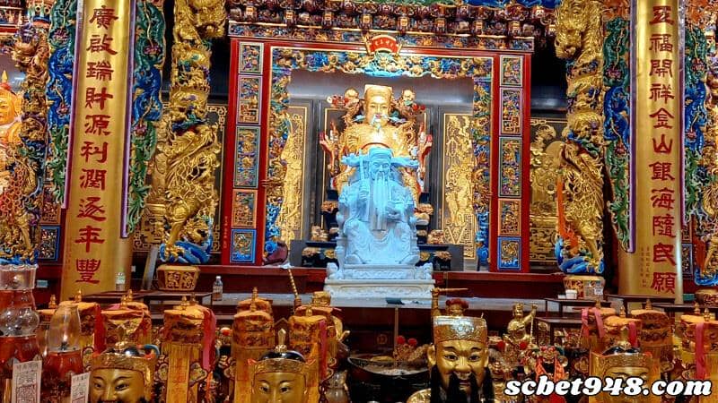 拜五路財神要怎麼說