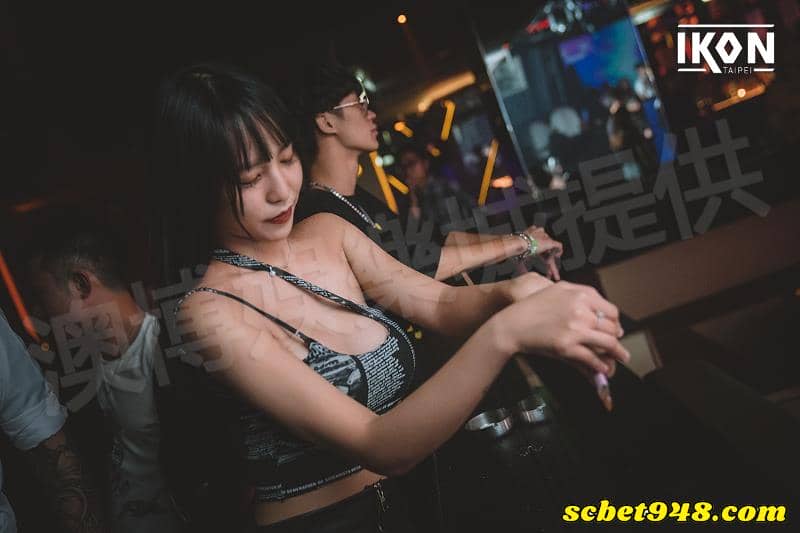 IKON夜店